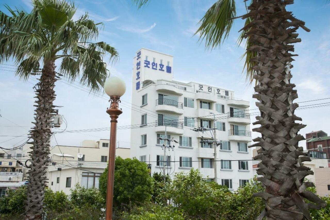 古德酒店 西归浦市 外观 照片