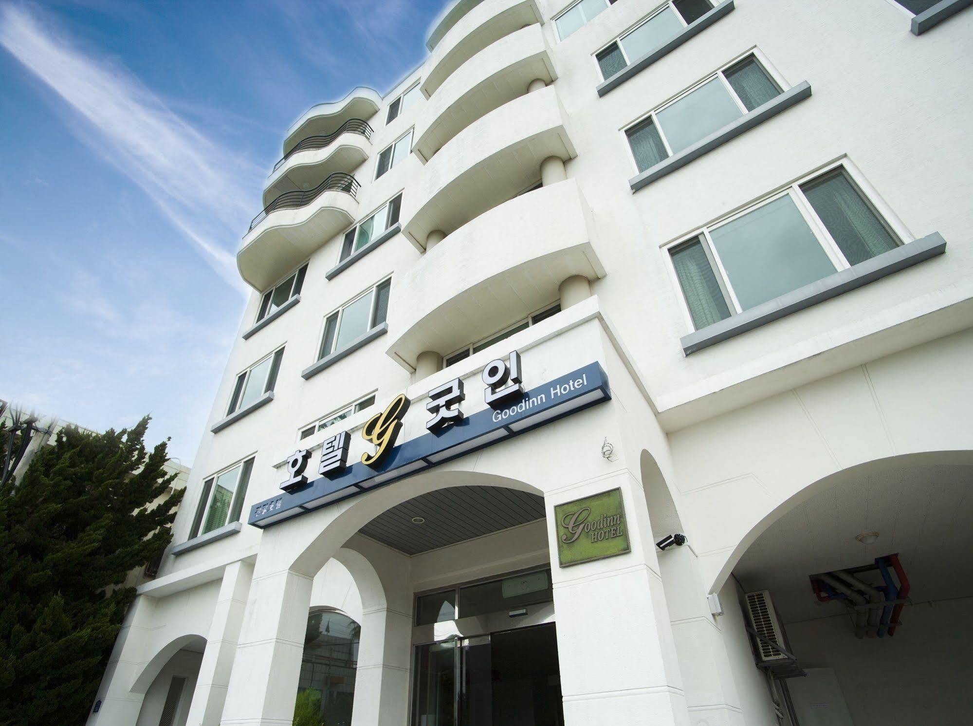 古德酒店 西归浦市 外观 照片