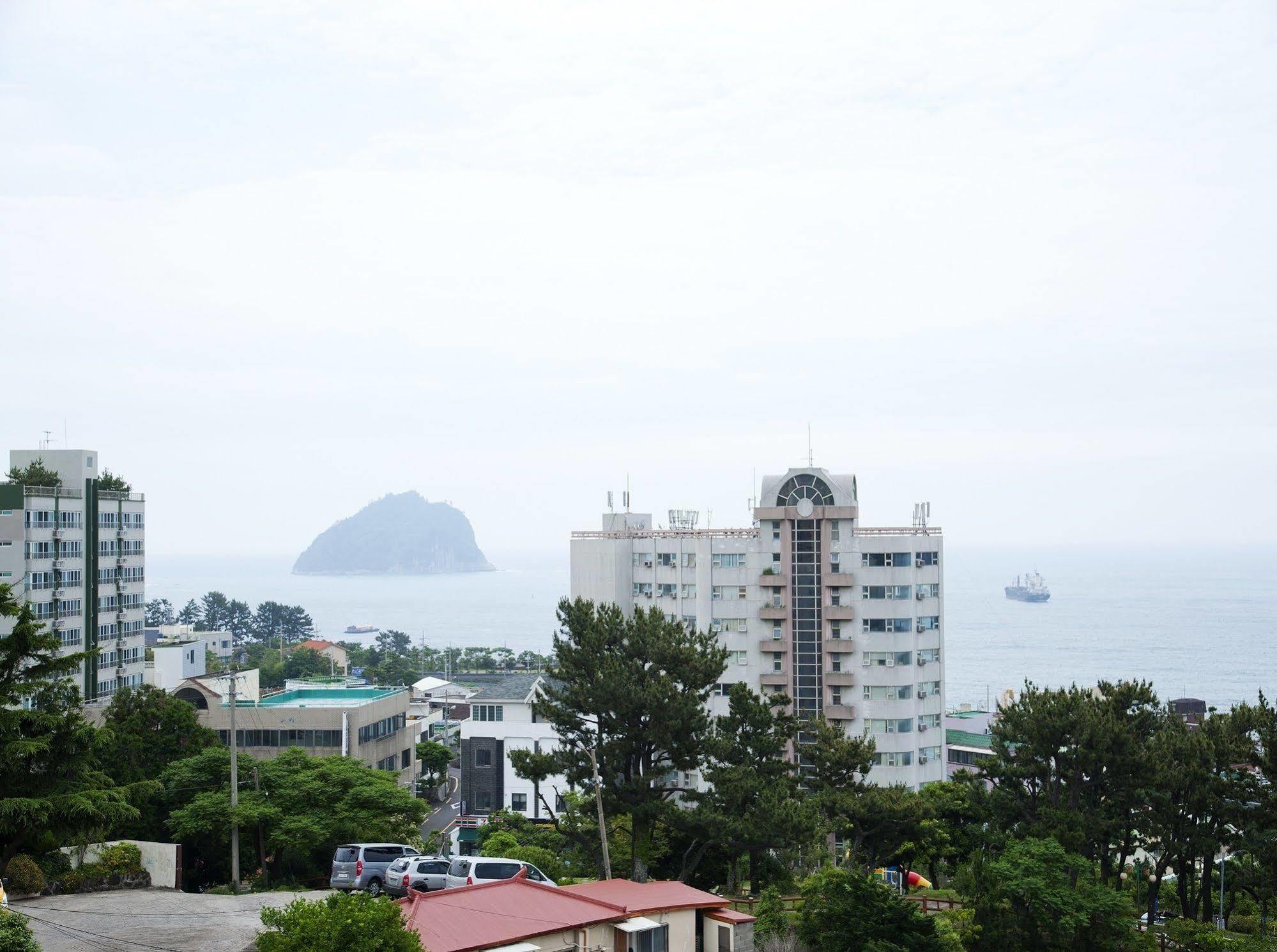 古德酒店 西归浦市 外观 照片